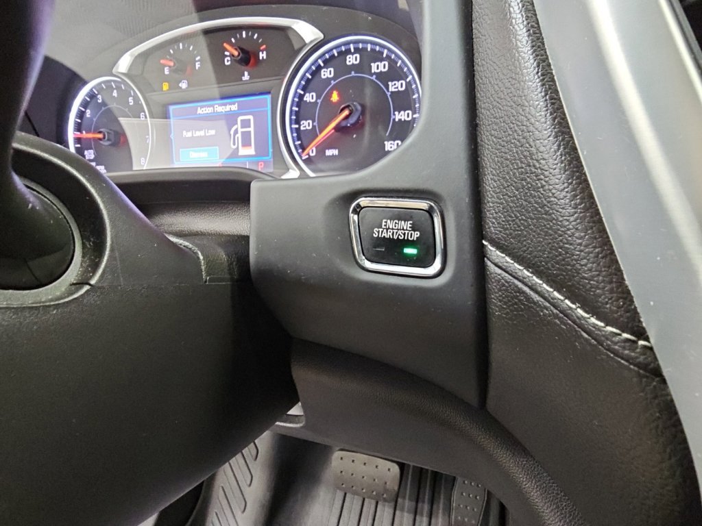 Used 2022 GMC Acadia SLE w/ Driver Convenience Package FWD image 24