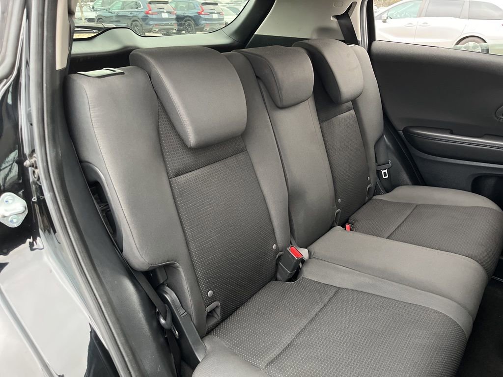Certified 2021 Honda HR-V LX image 26