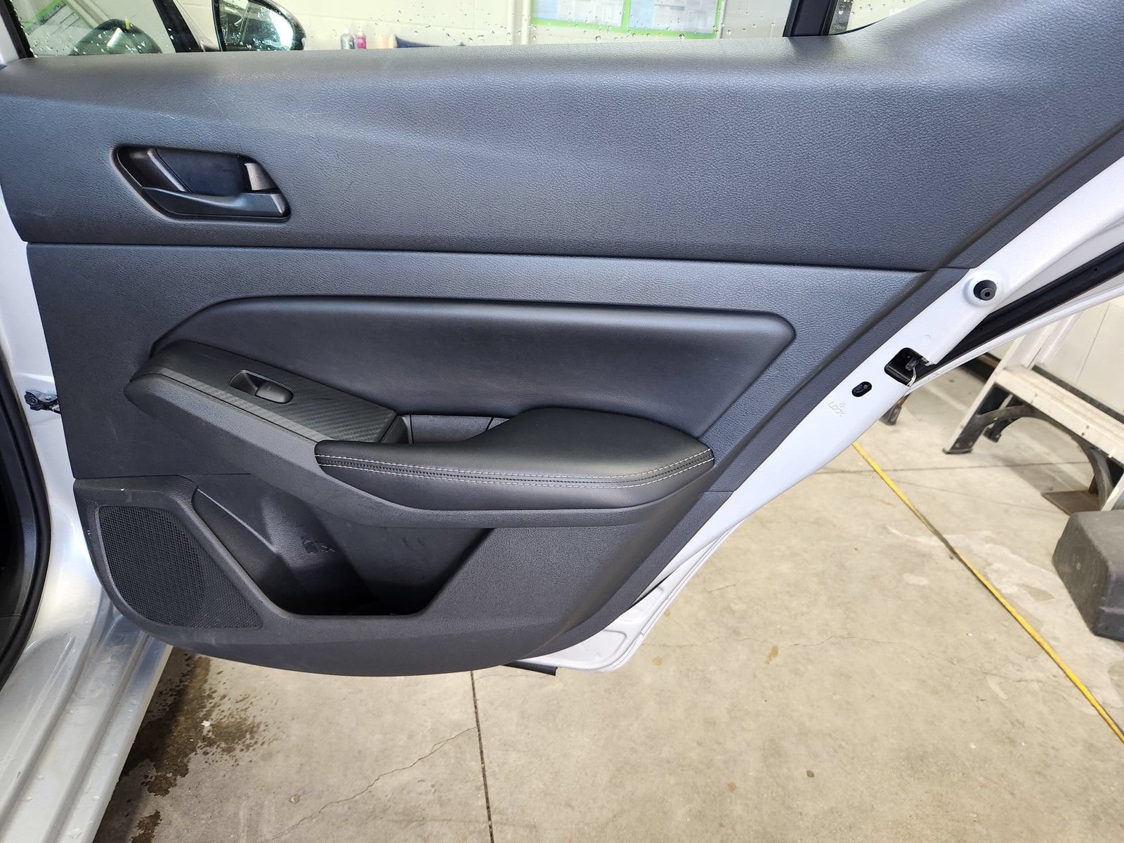 Used 2024 Nissan Altima 2.5 SV FWD image 20