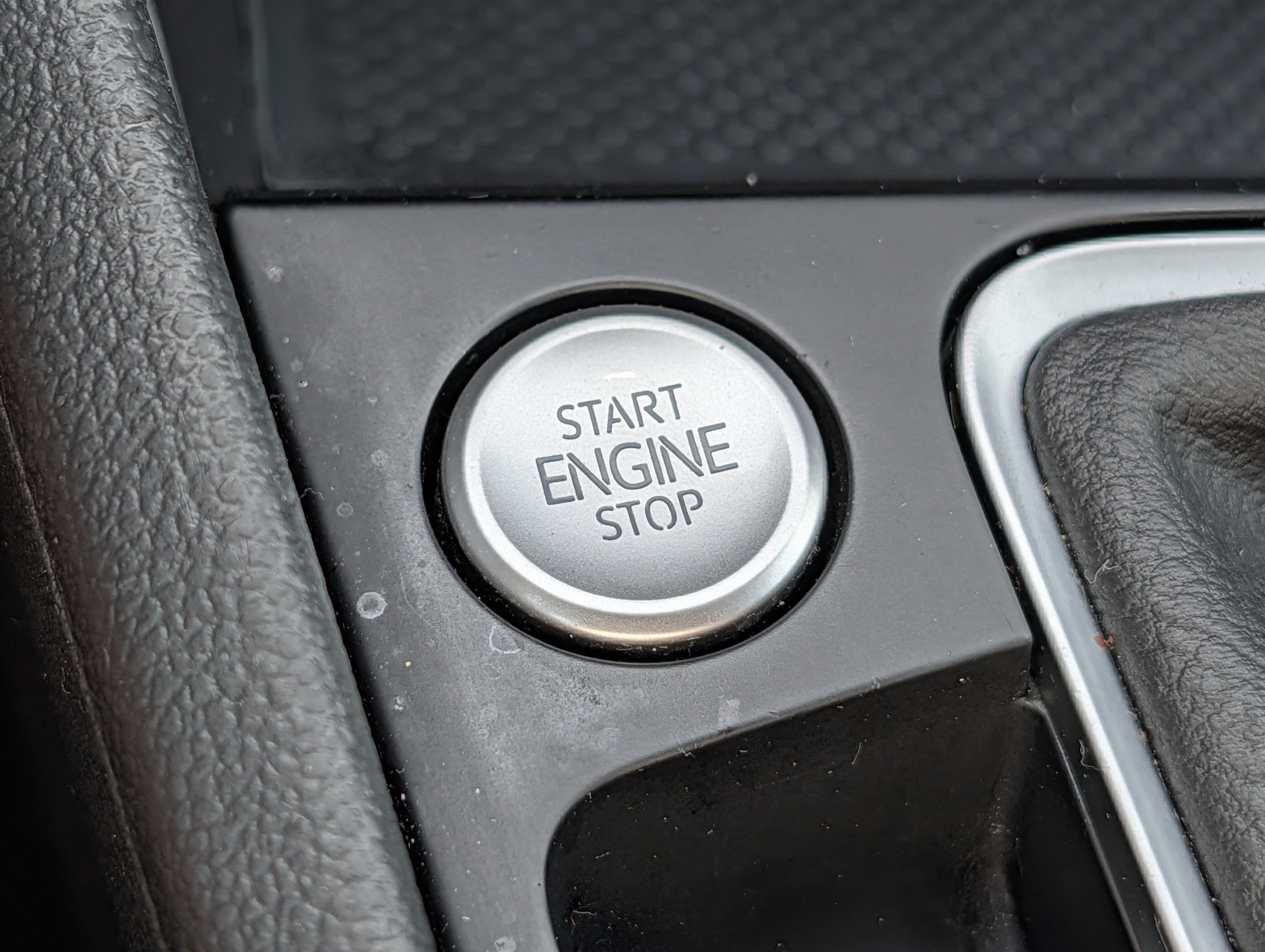 Certified 2024 Volkswagen Jetta SEL FWD image 29