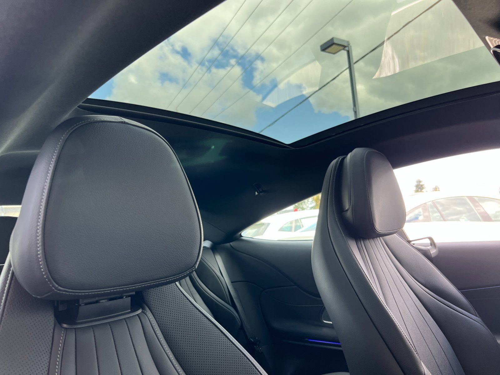 Used 2024 Mercedes-Benz CLE 300 4MATIC Coupe image 13