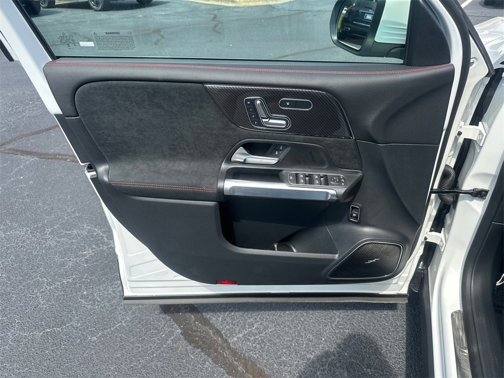 New 2026 Mercedes-Benz GLB 35 AMG 4MATIC image 11