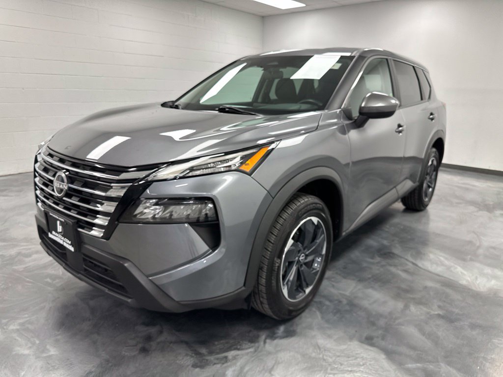 Used 2024 Nissan Rogue SV