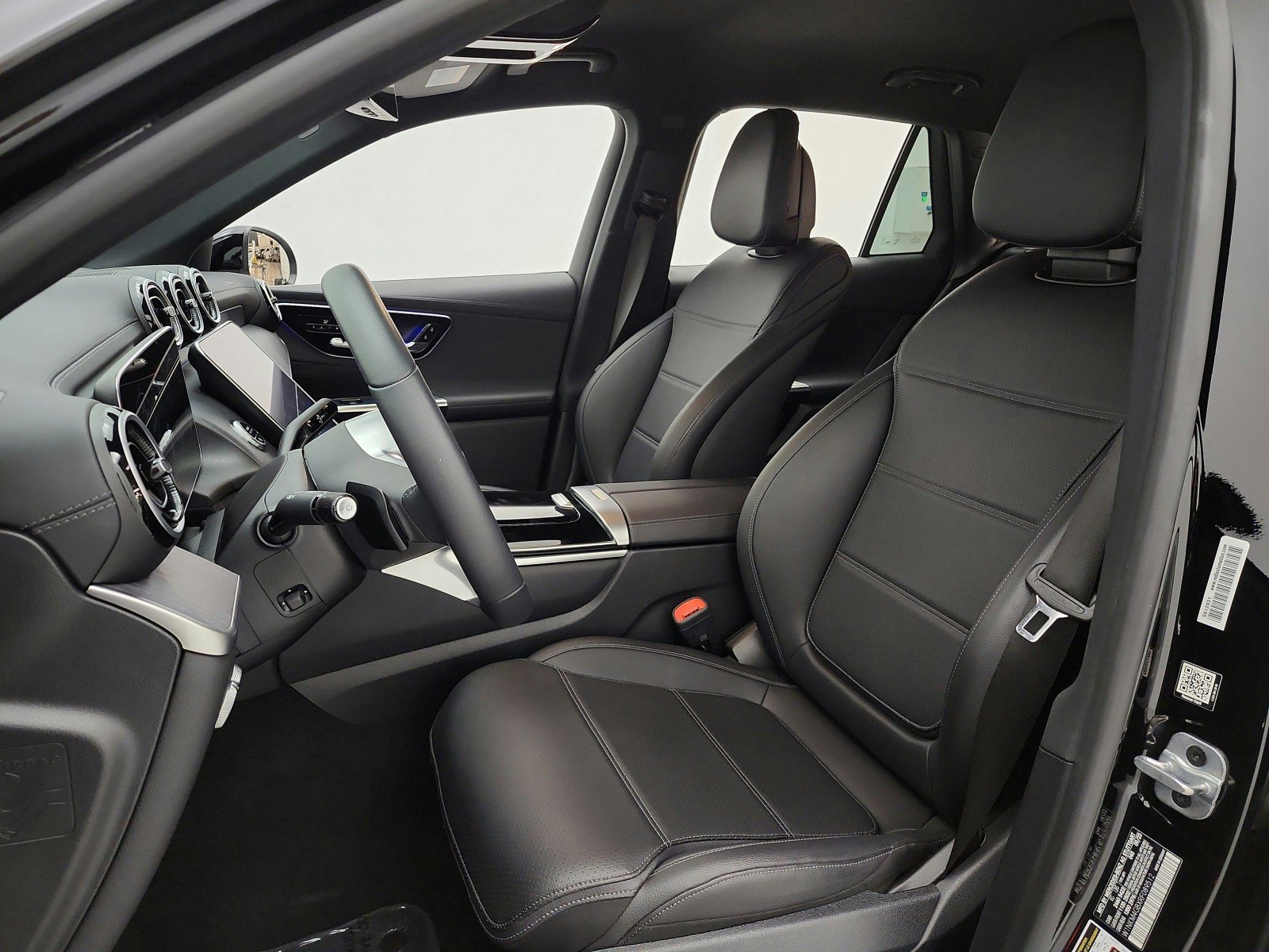 Certified 2024 Mercedes-Benz GLC 300 image 13