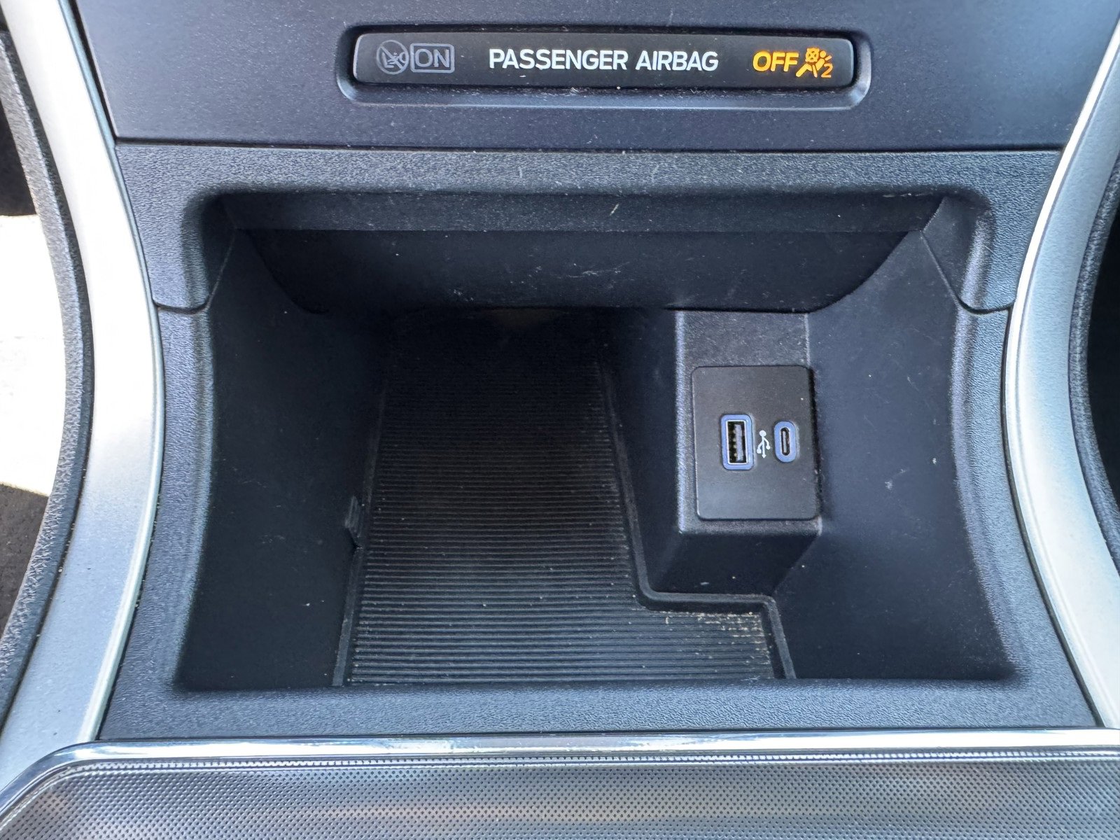 Used 2022 Ford Edge SEL image 19