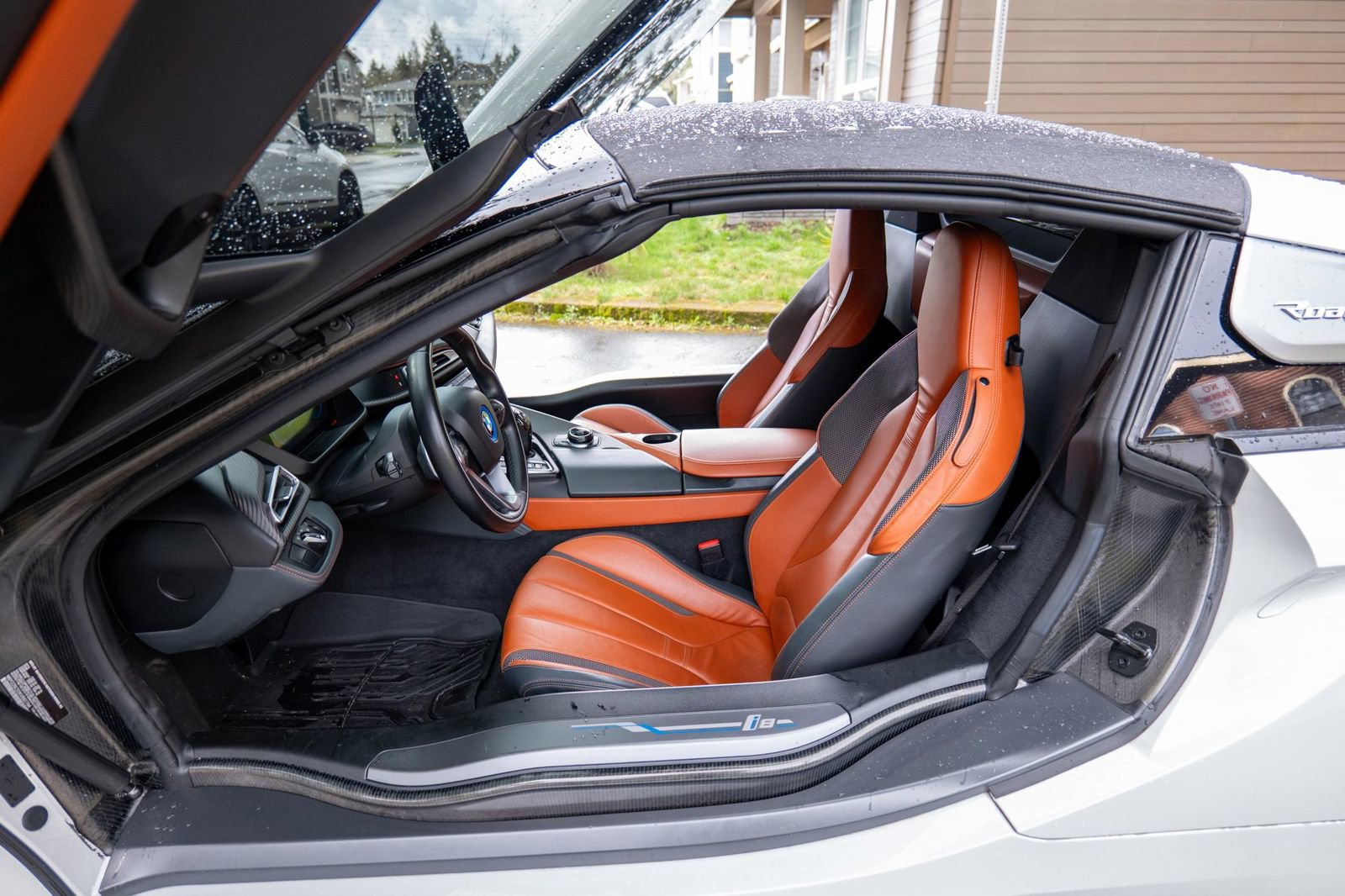 Used 2019 BMW i8 Roadster AWD/4WD image 31