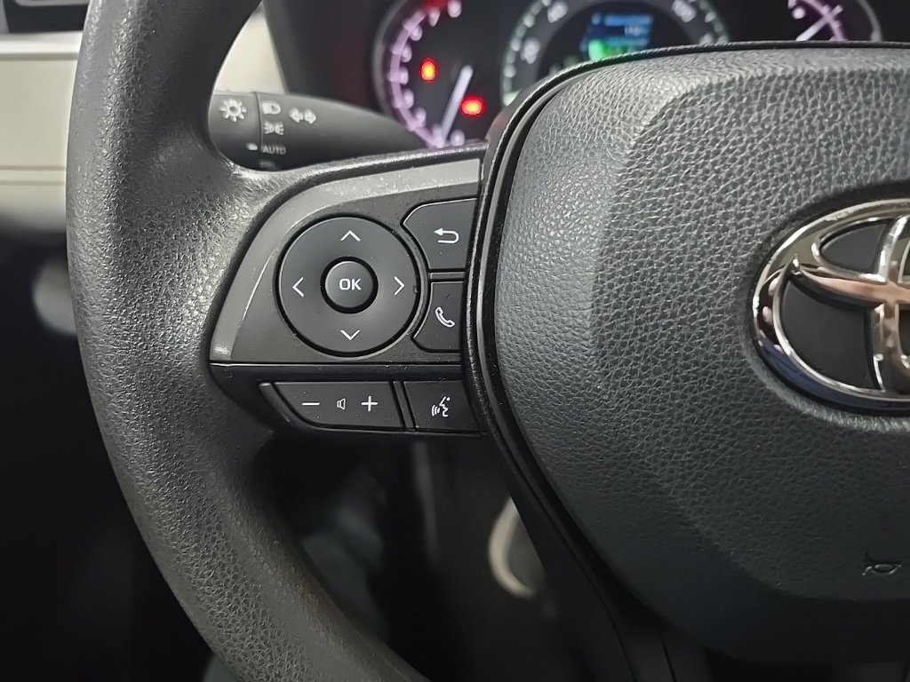 Used 2023 Toyota RAV4 XLE image 20