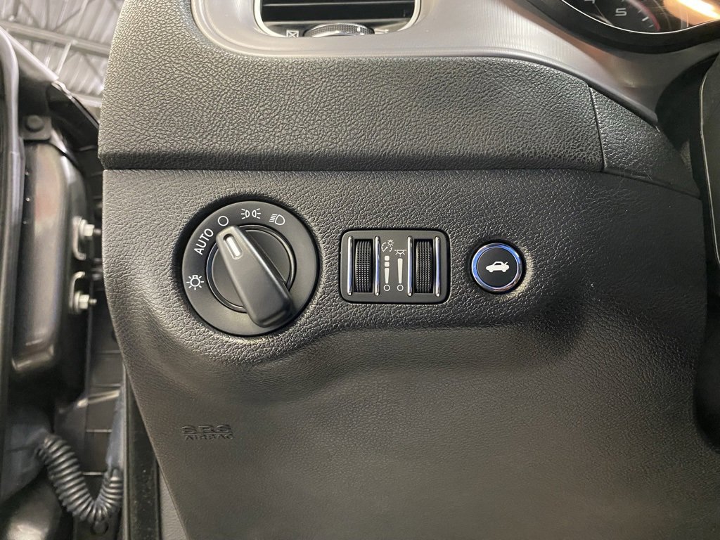 Used 2023 Dodge Charger SXT image 25