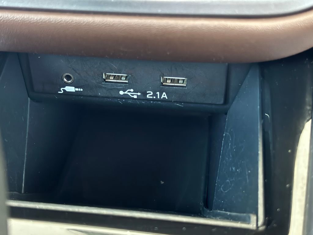 Used 2022 Subaru Outback Touring w/ Popular Package #2 image 15