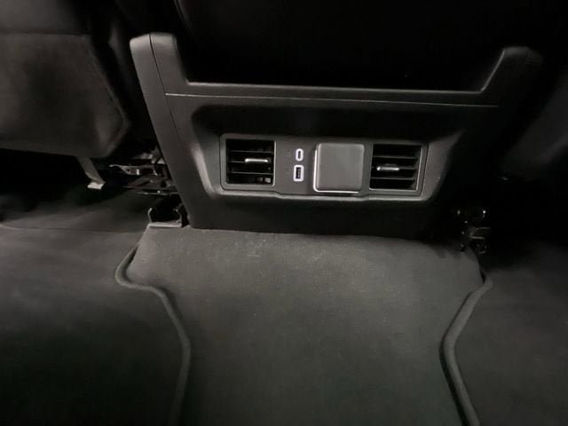 Certified 2025 GMC Sierra 1500 SLT AWD/4WD image 21
