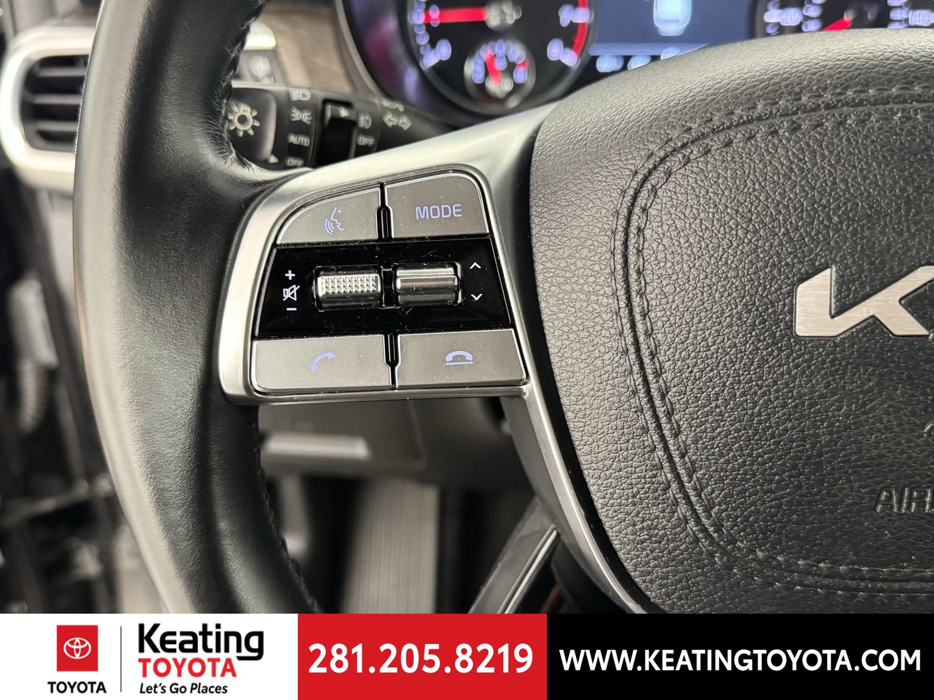 Used 2022 Kia Telluride SX w/ Towing Package image 27