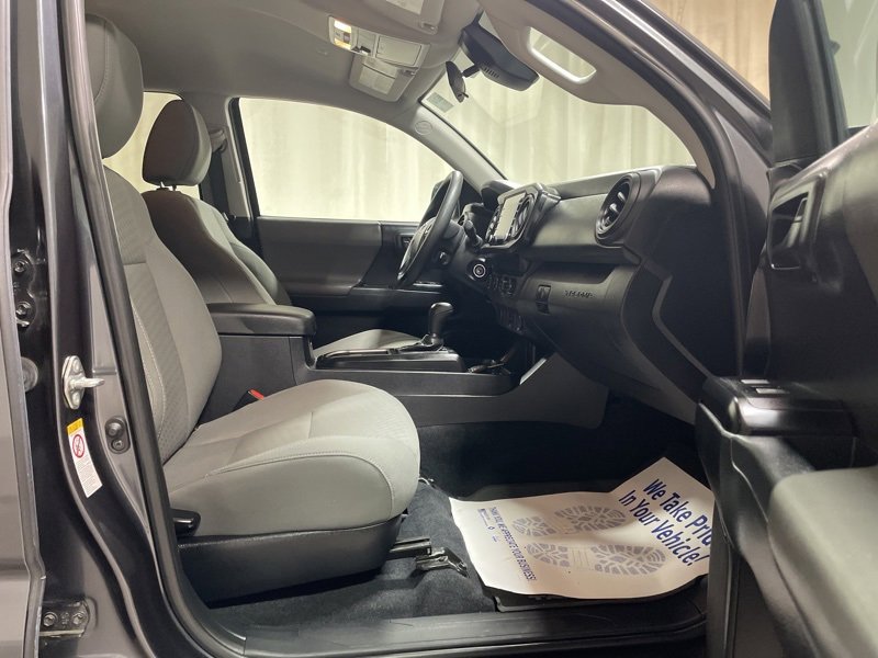 Used 2020 Toyota Tacoma SR image 12