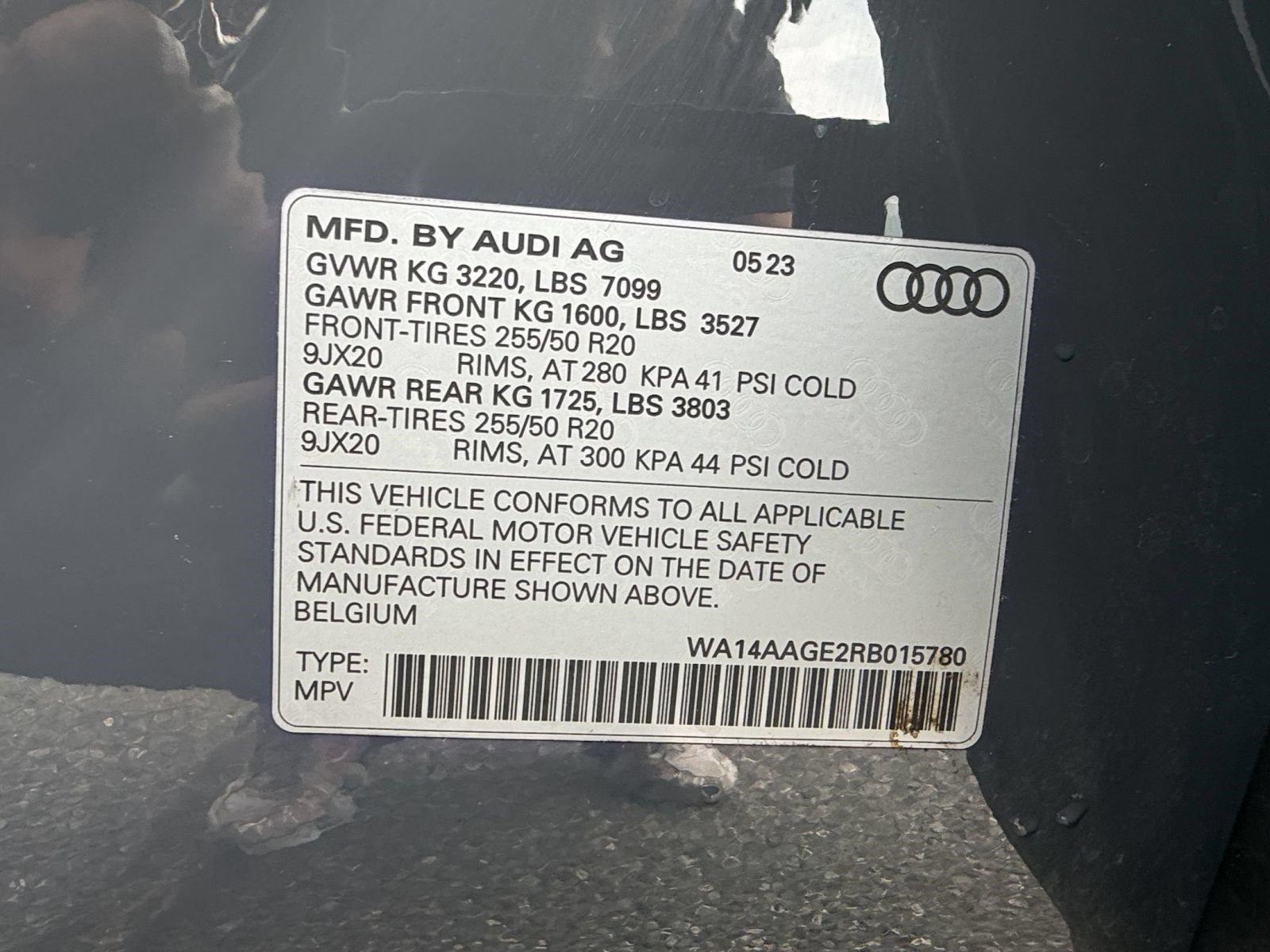 Used 2024 Audi Q8 e-tron Premium AWD/4WD image 26