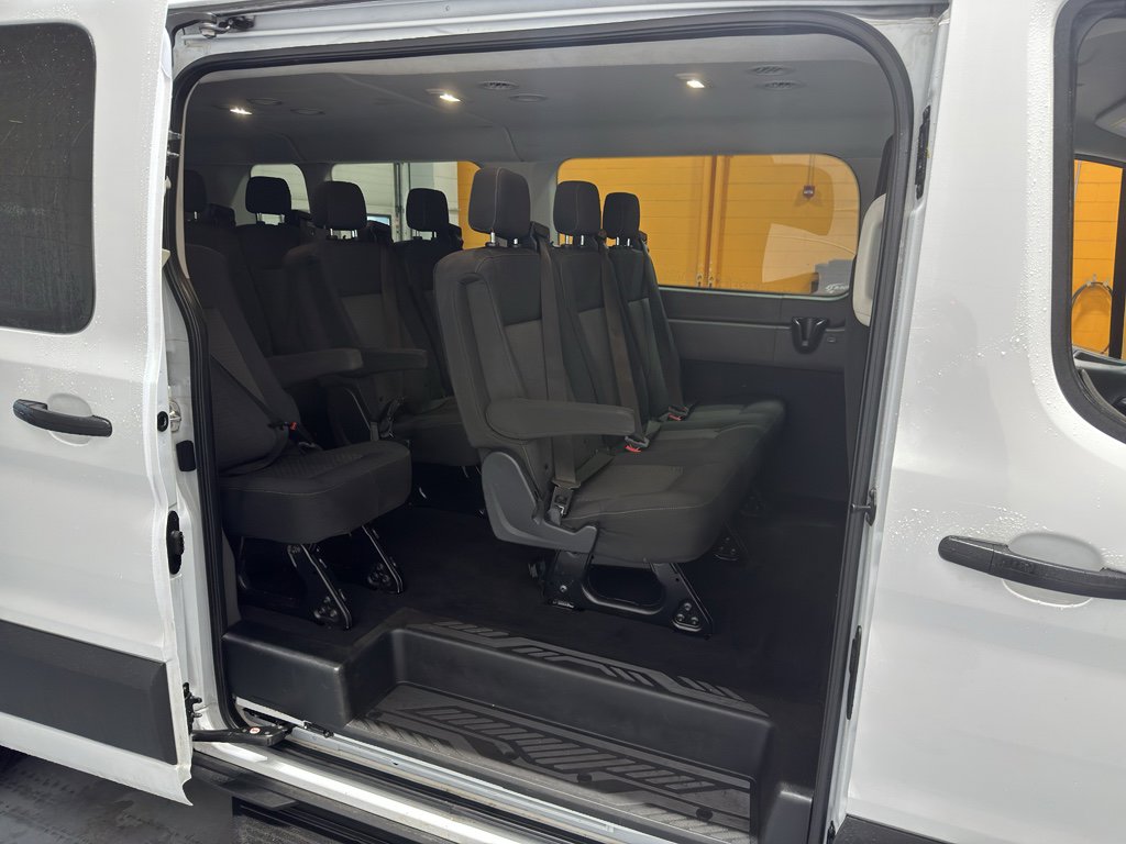 Used 2023 Ford Transit 350 XLT image 16