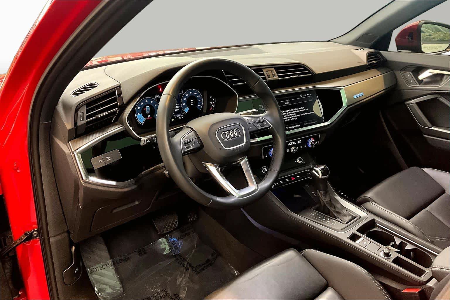 Used 2024 Audi Q3 2.0T Premium Plus AWD/4WD image 18