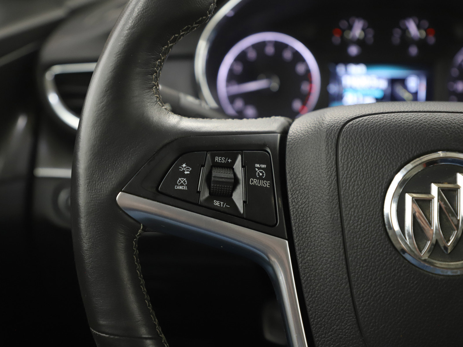 Used 2017 Buick Encore Premium image 25