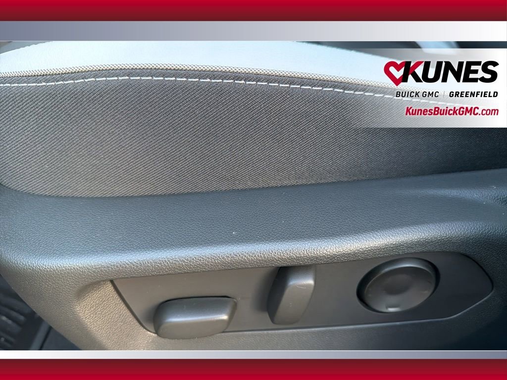 New 2026 Buick Envision Sport Touring image 25