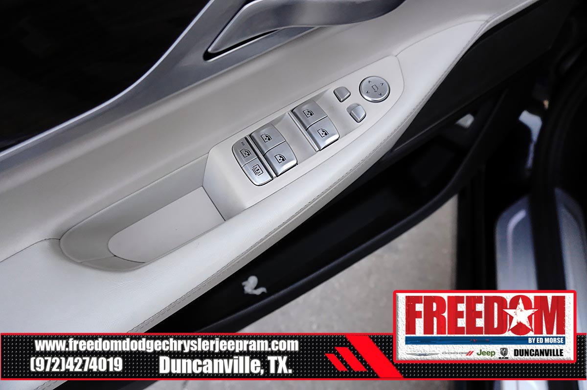 Used 2021 BMW 740i w/ Premium Package RWD image 42