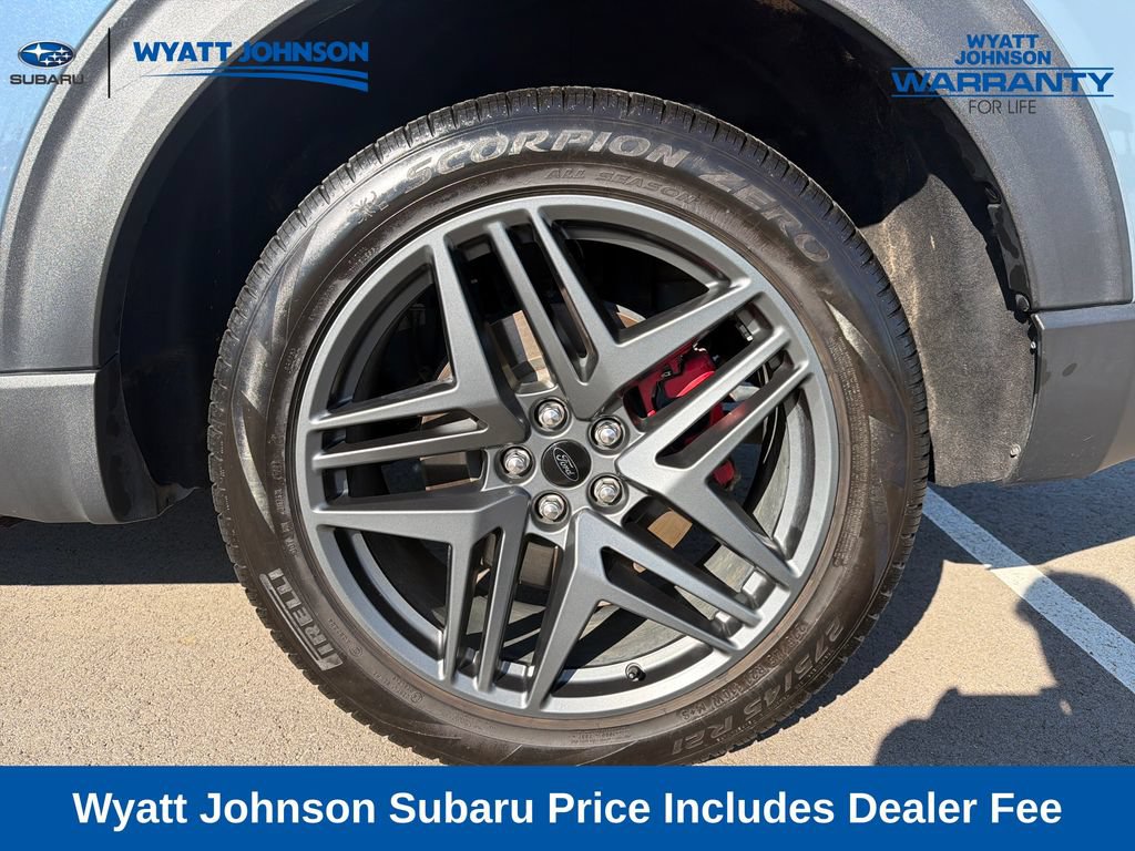 Used 2025 Ford Explorer ST-Line w/ Premium Package AWD/4WD image 5