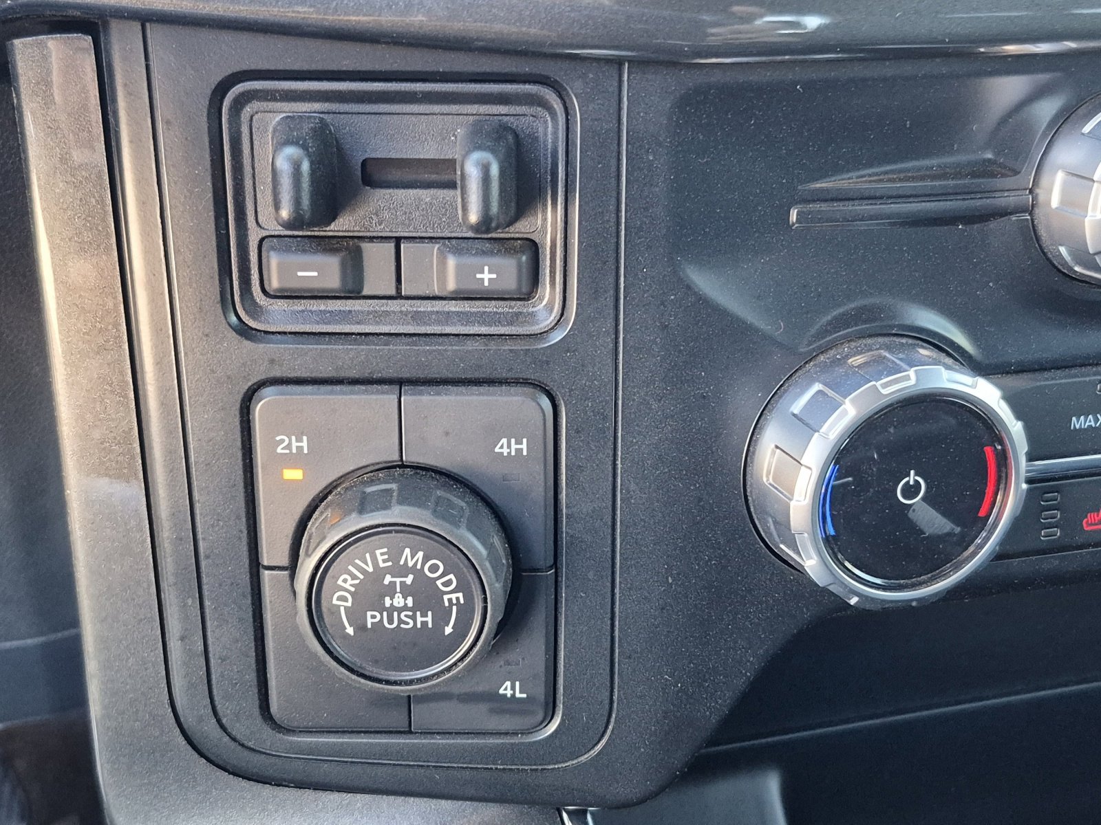 Used 2023 Ford F150 XLT w/ Equipment Group 302A High image 35