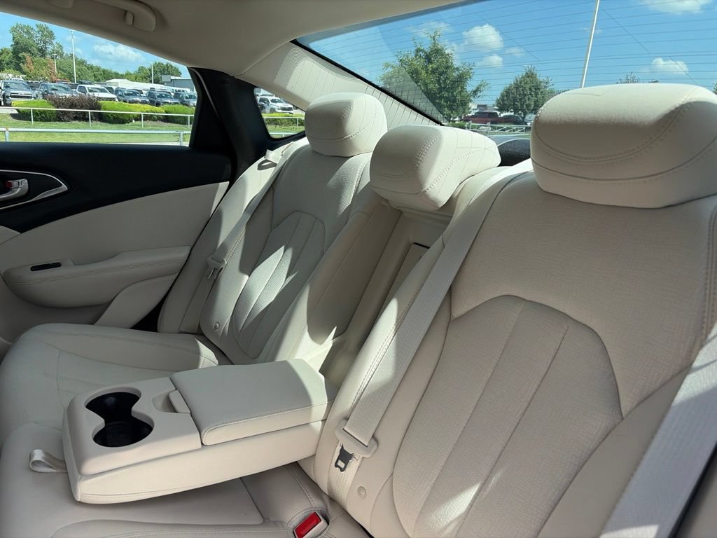 Used 2015 Chrysler 200 Limited w/ Convenience Group FWD image 38