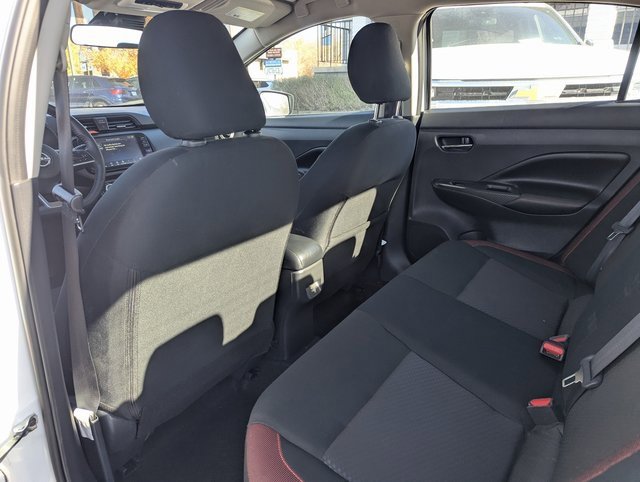 Used 2025 Nissan Versa SR image 28