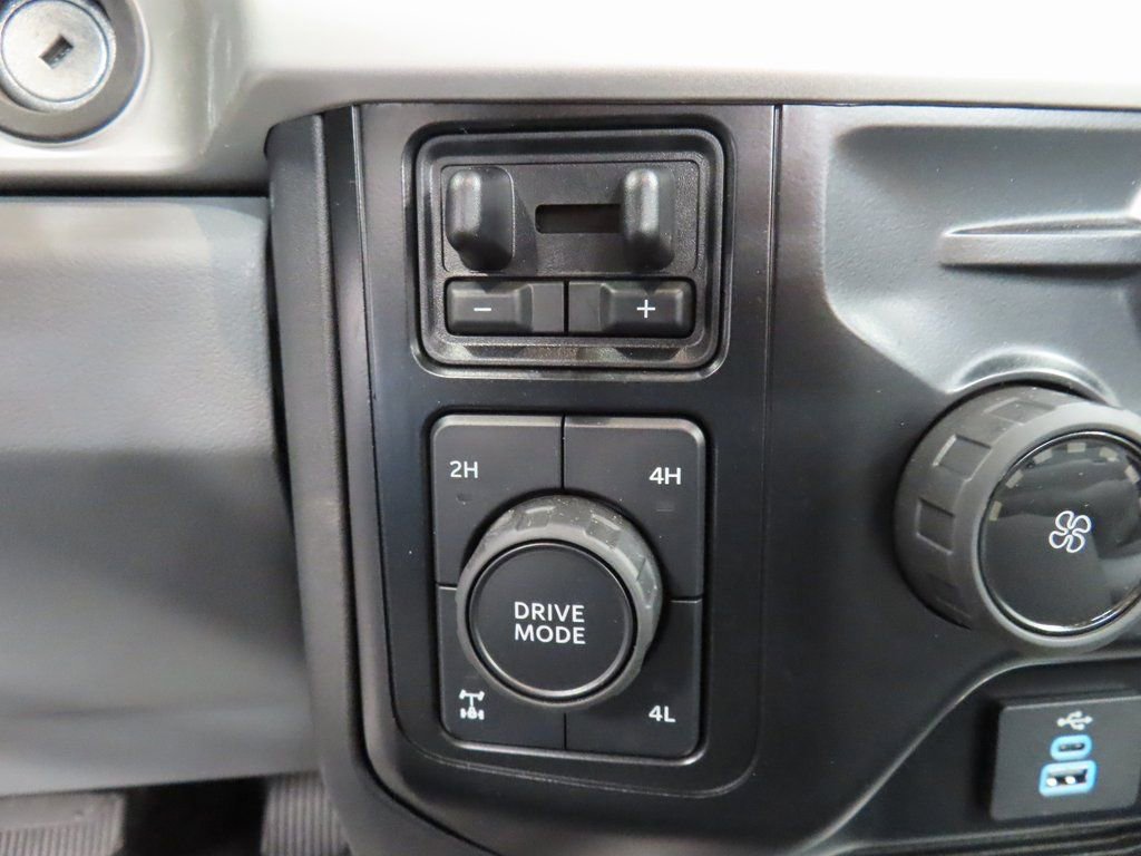 Used 2024 Ford F350 XL AWD/4WD image 56