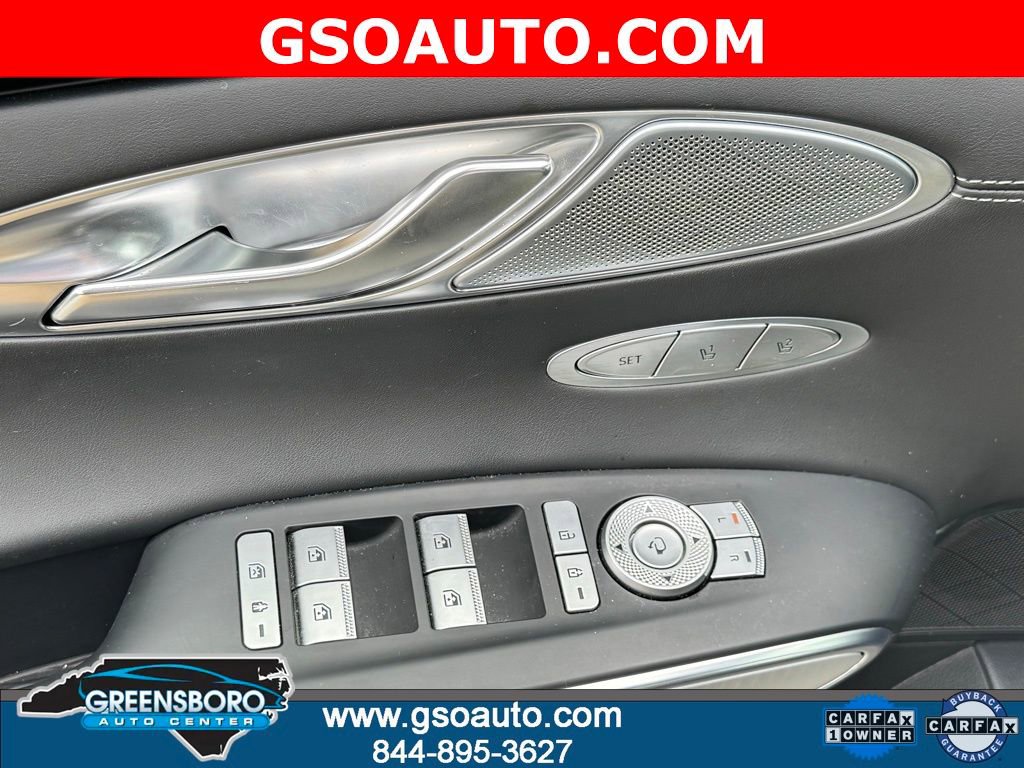 Used 2022 Genesis GV70 2.5T w/ Select Package image 25