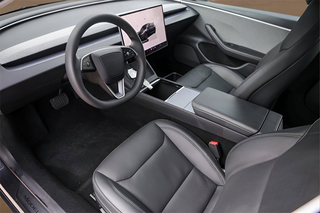 Used 2025 Tesla Model 3 Long Range image 10