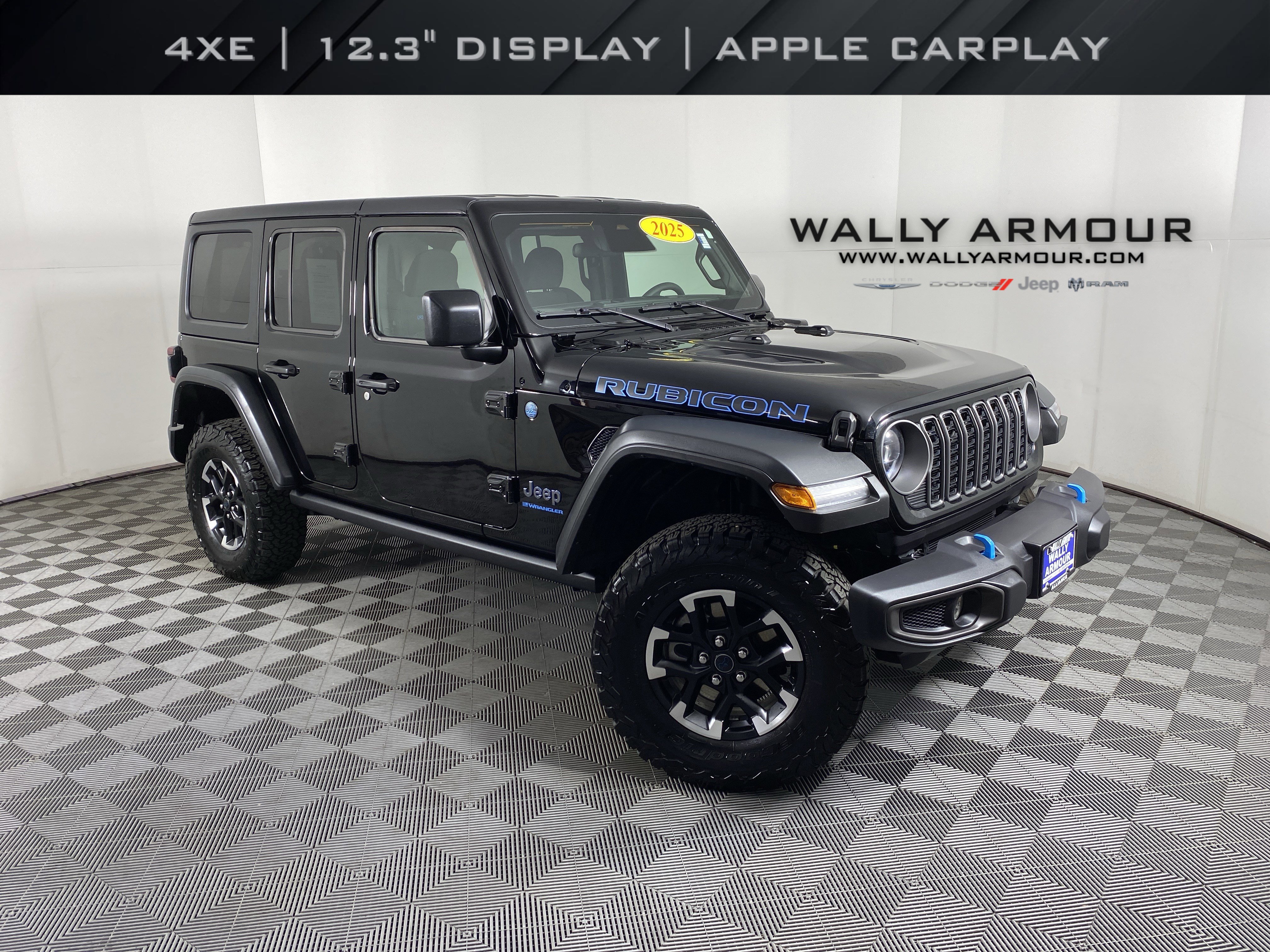 Used 2025 Jeep Wrangler Unlimited Rubicon 4xe AWD/4WD image 1