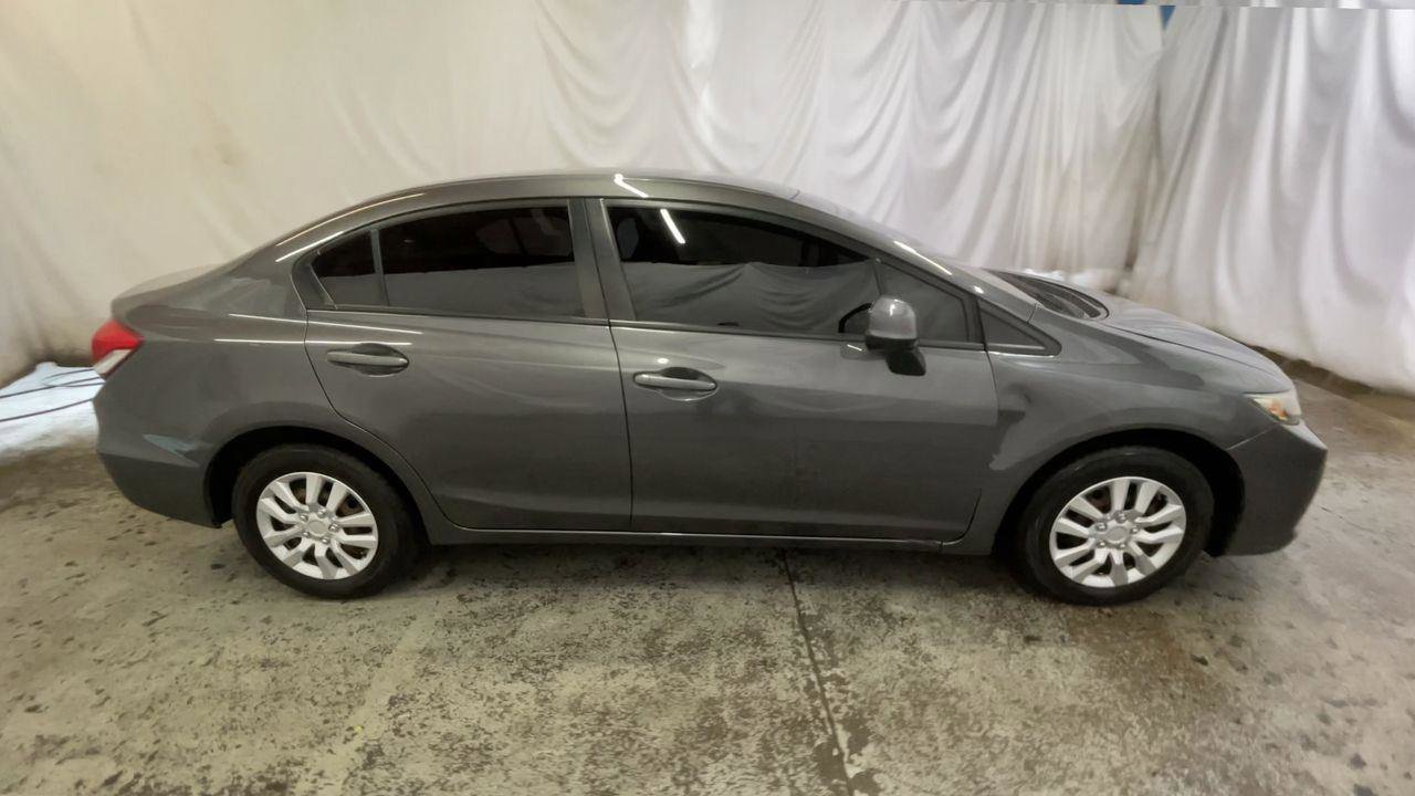 Used 2013 Honda Civic LX image 9