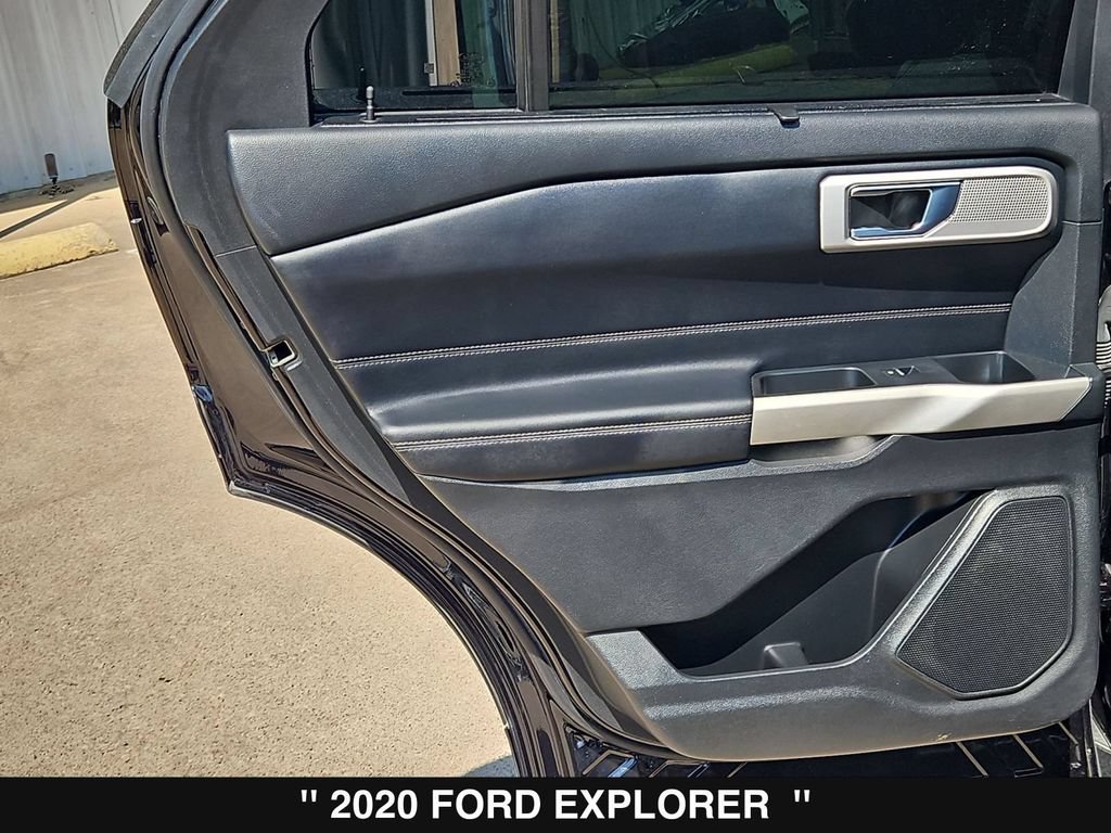 Used 2020 Ford Explorer Limited RWD image 18