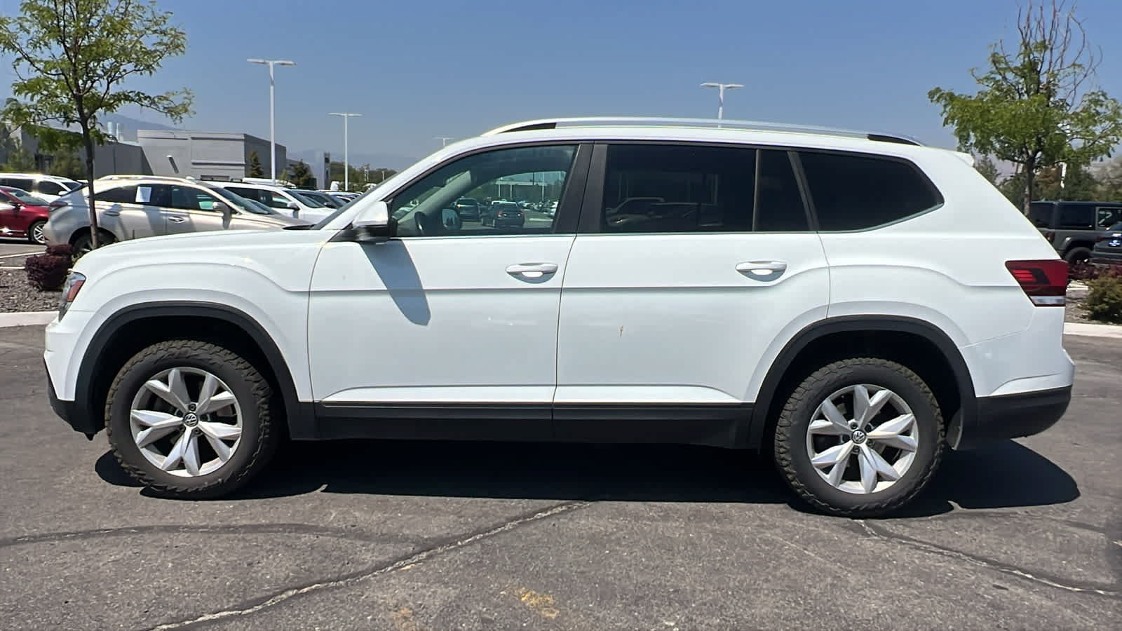 Used 2018 Volkswagen Atlas SE AWD/4WD image 8