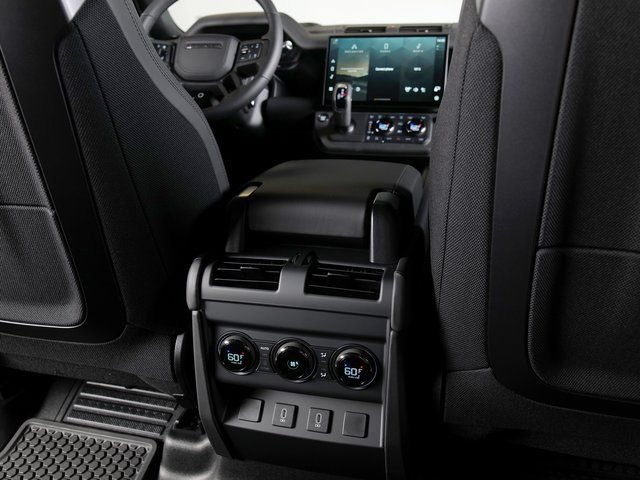 New 2026 Land Rover Defender 110 AWD/4WD image 21