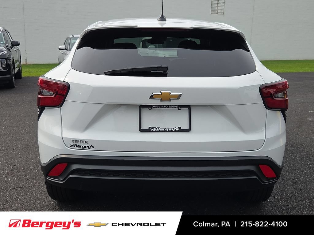 Certified 2024 Chevrolet Trax LS FWD image 6