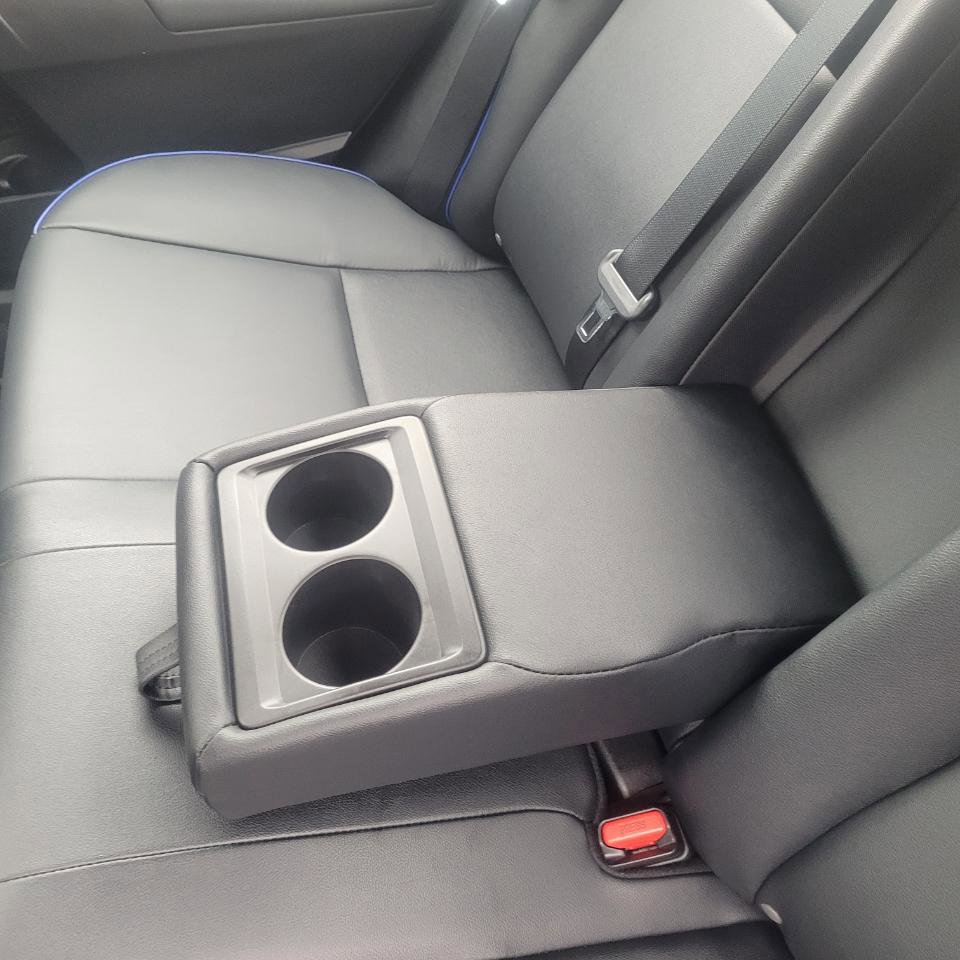 Used 2019 Toyota Corolla XSE image 32