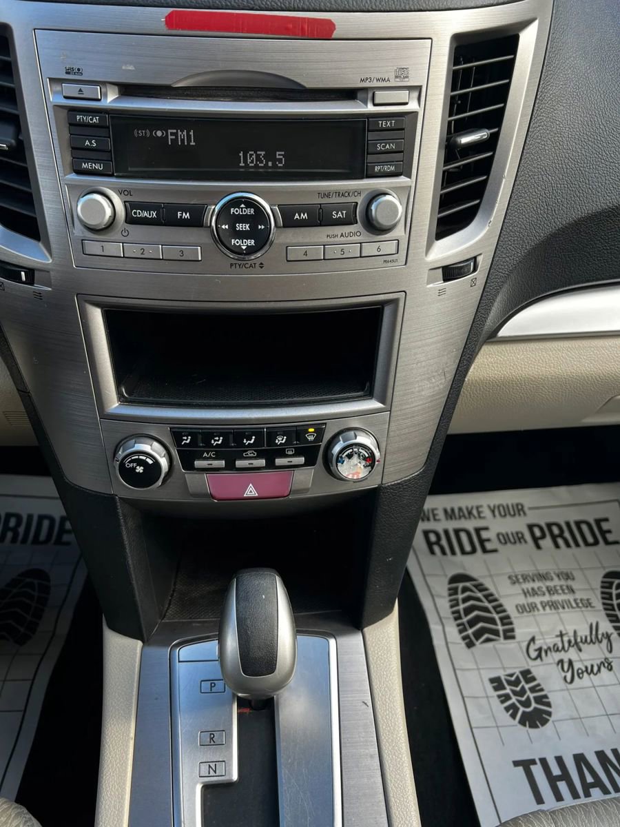 Used 2011 Subaru Outback 2.5i image 20