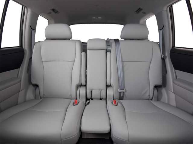Used 2013 Toyota Highlander Limited AWD/4WD image 10