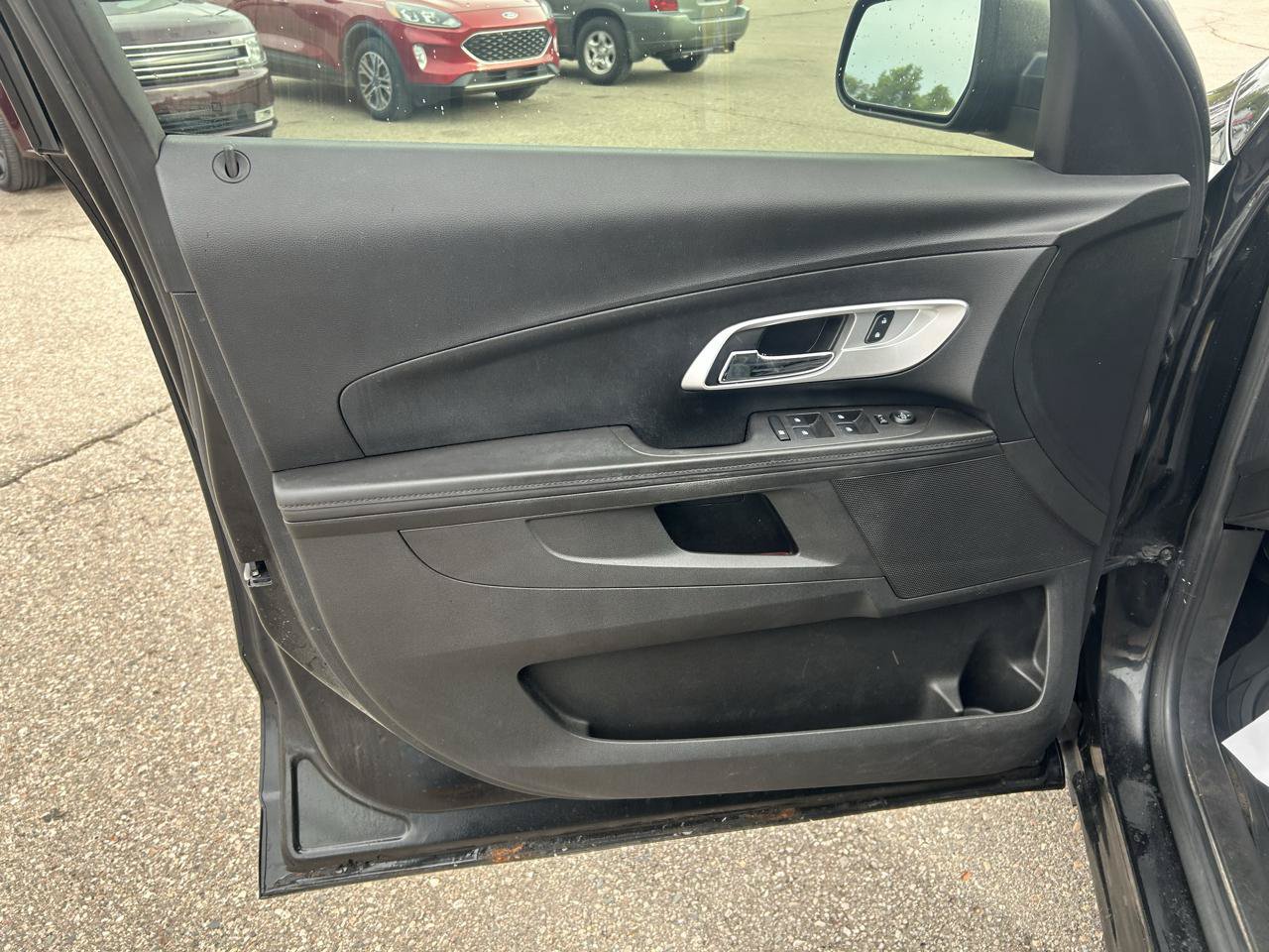 Used 2015 Chevrolet Equinox LS AWD/4WD image 13