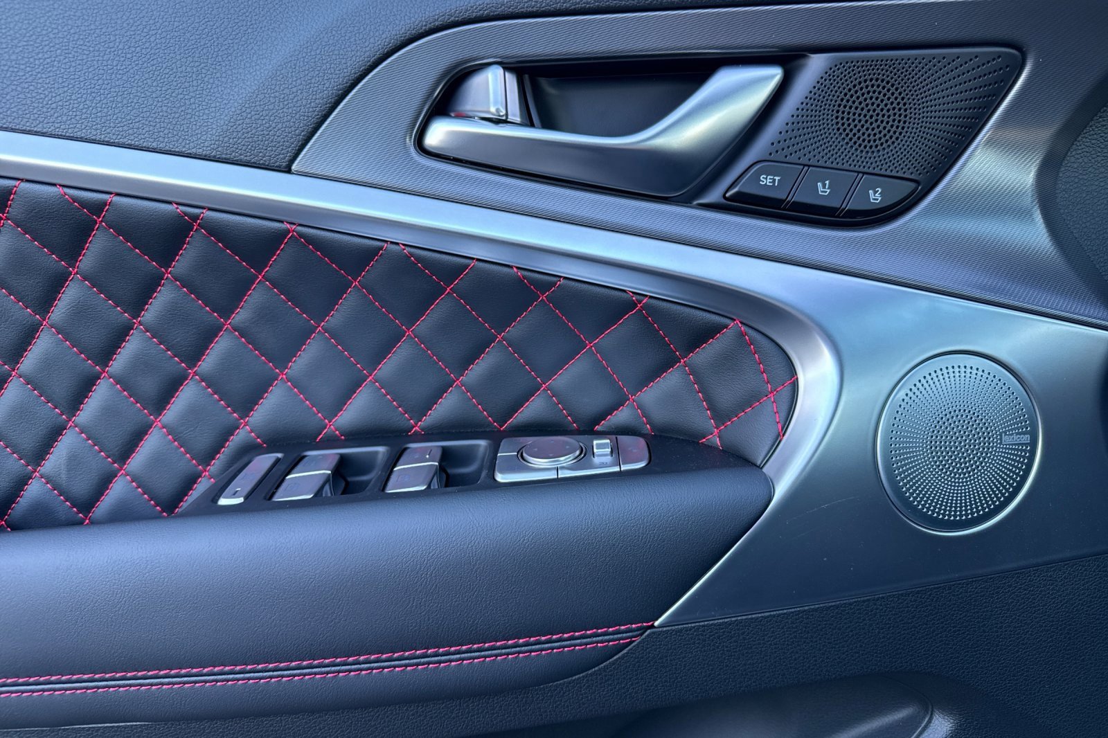 New 2025 Genesis G70 3.3T Advanced w/ Sport Prestige Package image 10