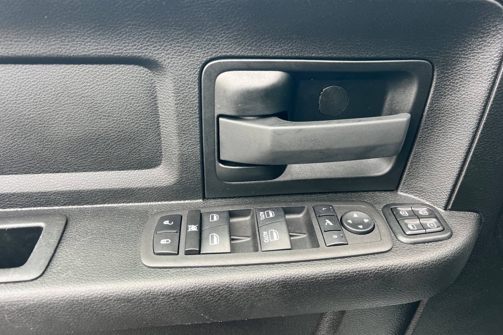 Used 2024 RAM 2500 Tradesman w/ Protection Group image 12