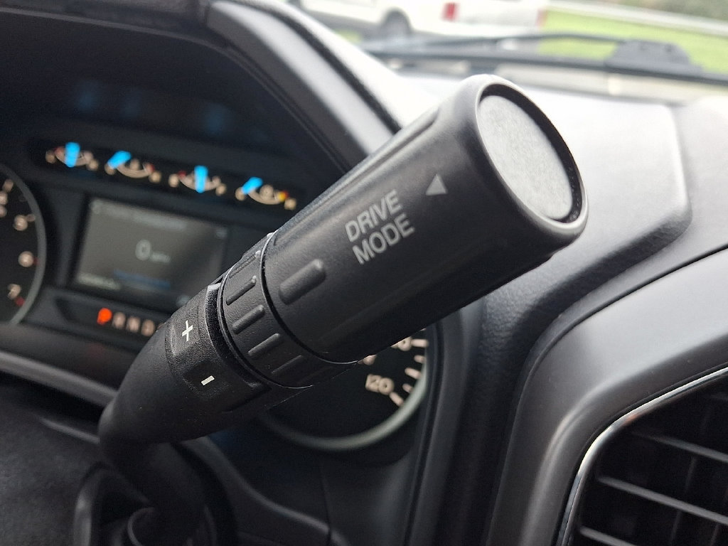 Certified 2018 Ford F150 XLT w/ Equipment Group 302A Luxury AWD/4WD image 14