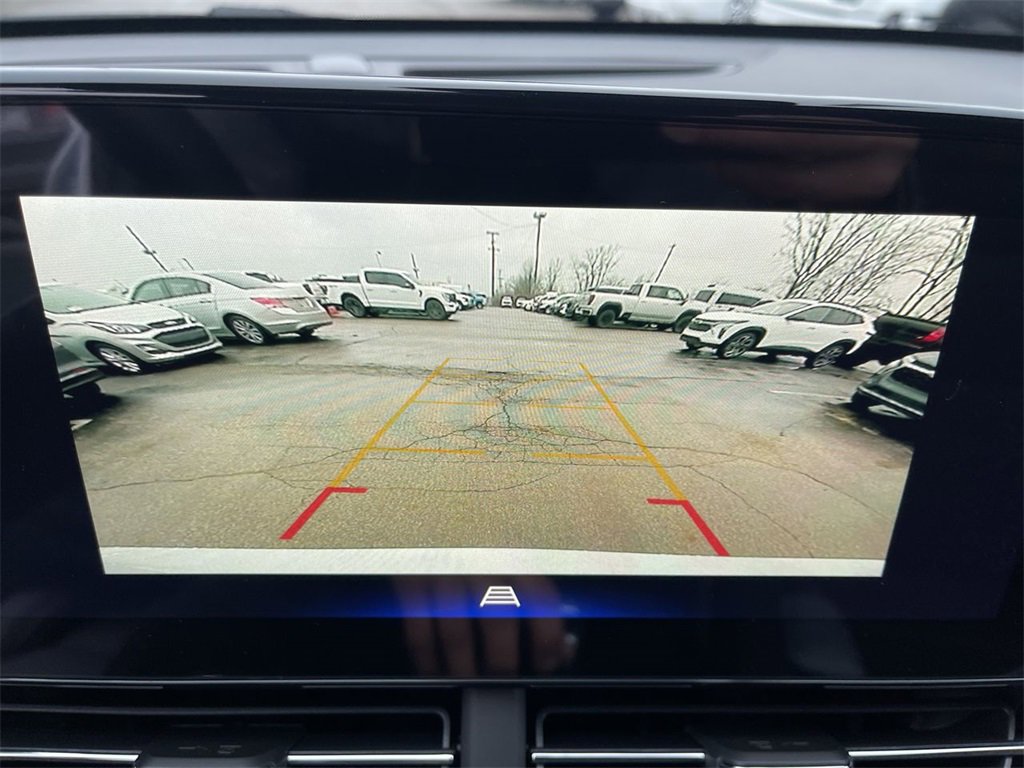 New 2026 Chevrolet Trax RS w/ Sunroof Package image 17