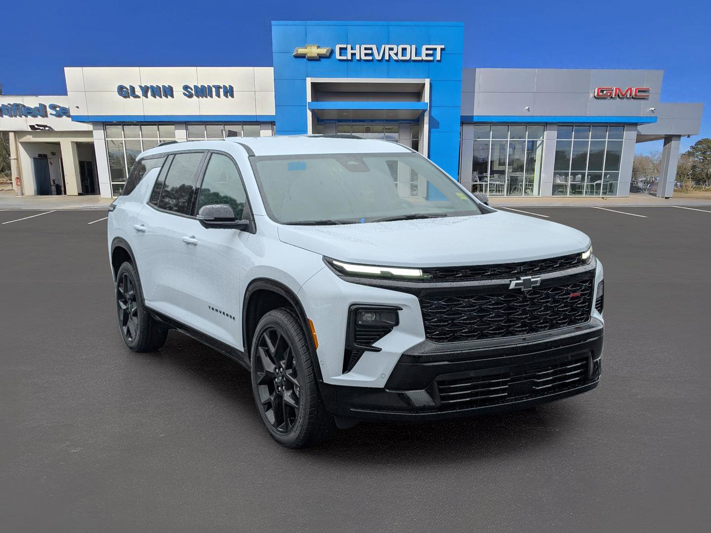 New 2026 Chevrolet Traverse RS image 3