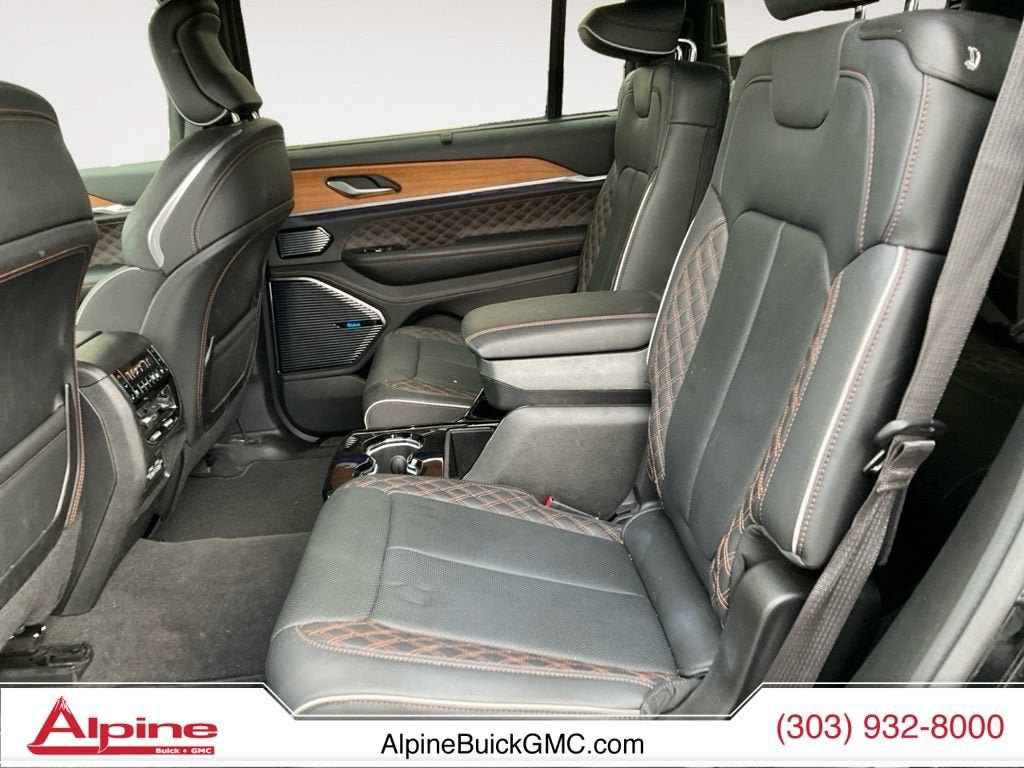 Used 2022 Jeep Grand Cherokee L Summit AWD/4WD image 13