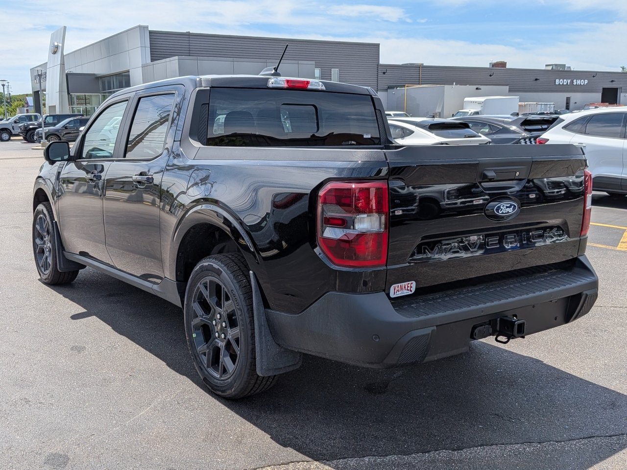 New 2026 Ford Maverick Lariat w/ Black Appearance Package AWD/4WD image 6