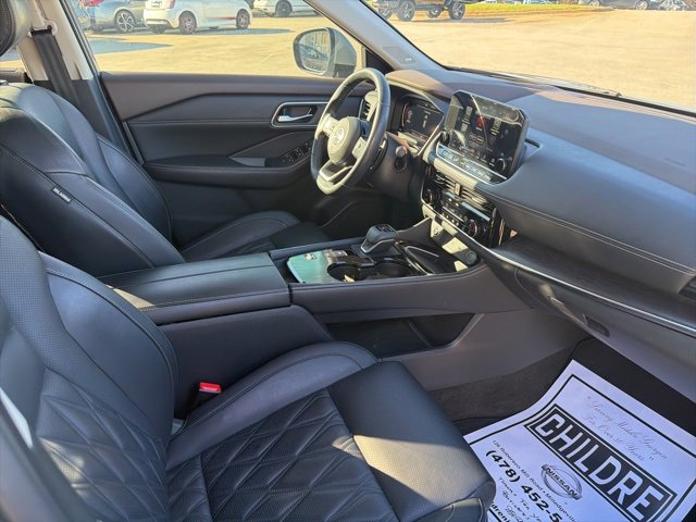 Used 2021 Nissan Rogue Platinum image 15