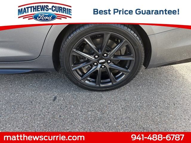 Used 2022 Cadillac CT4 V w/ Technology Package image 14