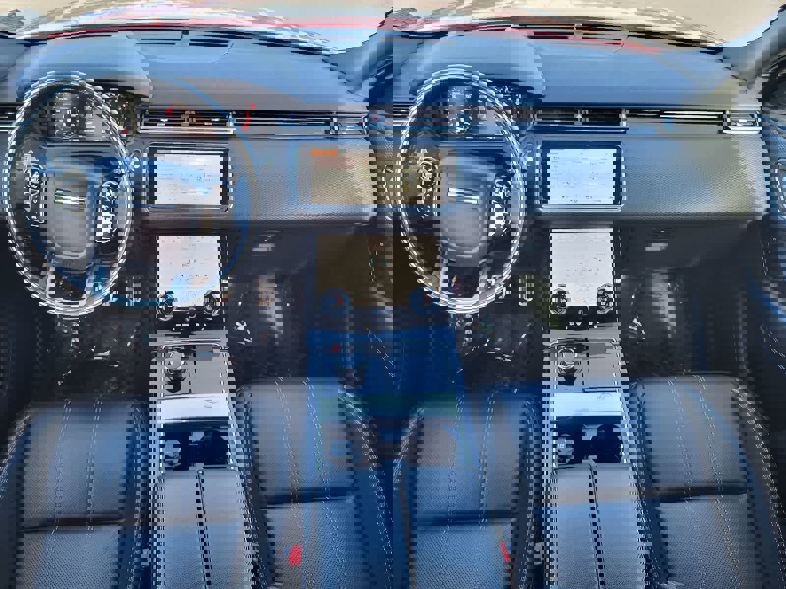 Used 2020 Land Rover Range Rover Velar R-Dynamic S image 27