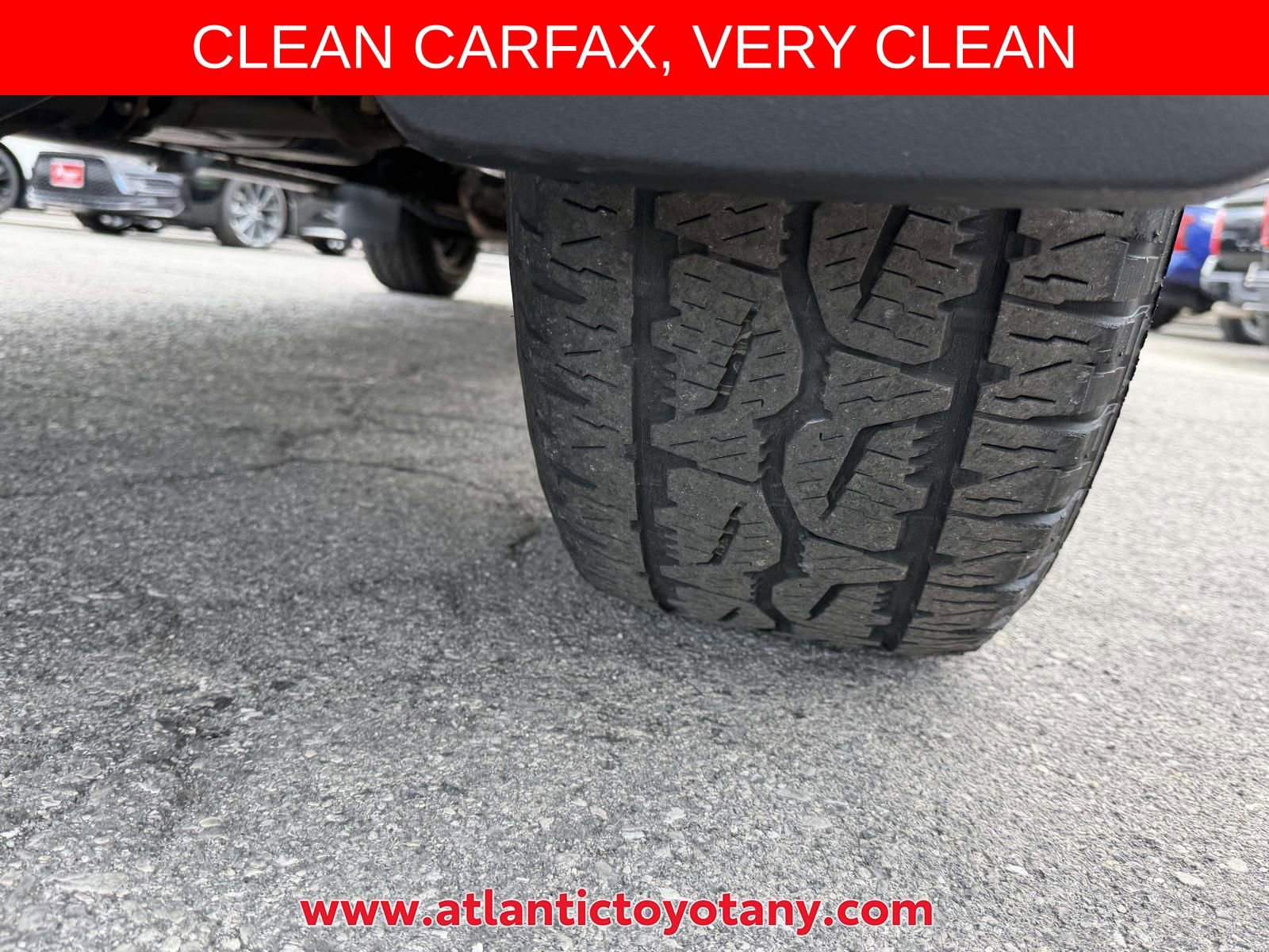 Used 2018 Toyota Tacoma TRD Sport AWD/4WD image 37